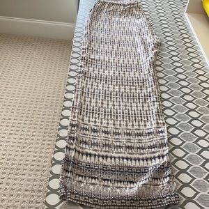 Boho Chico’s Comfort - elastic waste with tie waste wide leg pants